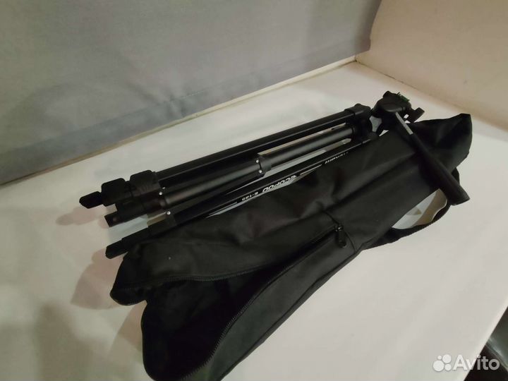 Штатив для фотоаппарата