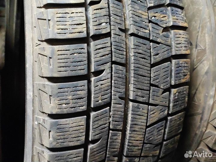 Yokohama Ice Guard IG50+ 215/55 R17