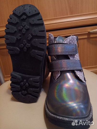 Ботинки зимние новые для девочки