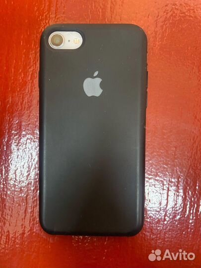 iPhone SE (2020), 128 ГБ