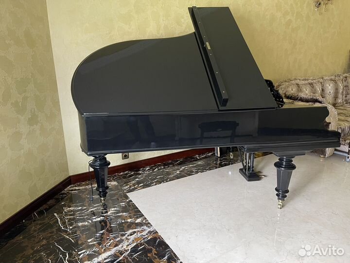 Рояль С. Bechstein