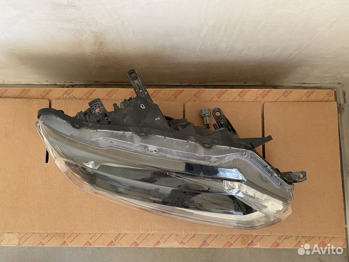 Правая фара nissan X-trail