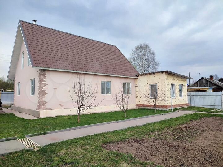 Дом 160 м² на участке 10 сот.