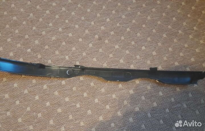 Планка под фару правая BMW 3-E46 98-01 до 2001