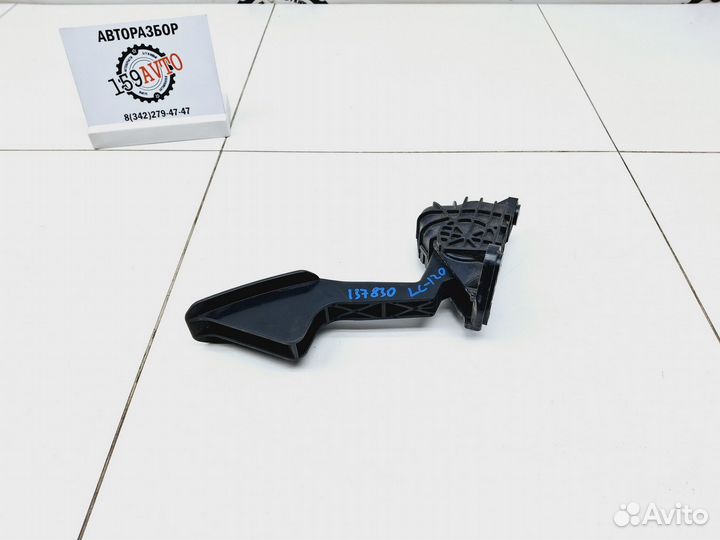 Педаль газа Toyota Land Cruiser Prado 120 2002-20