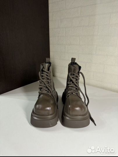 Ботинки Balenciaga Leather Type Brown