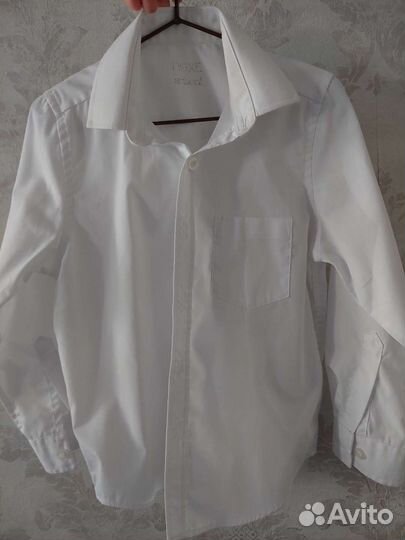 Продам рубашку для мальчика
