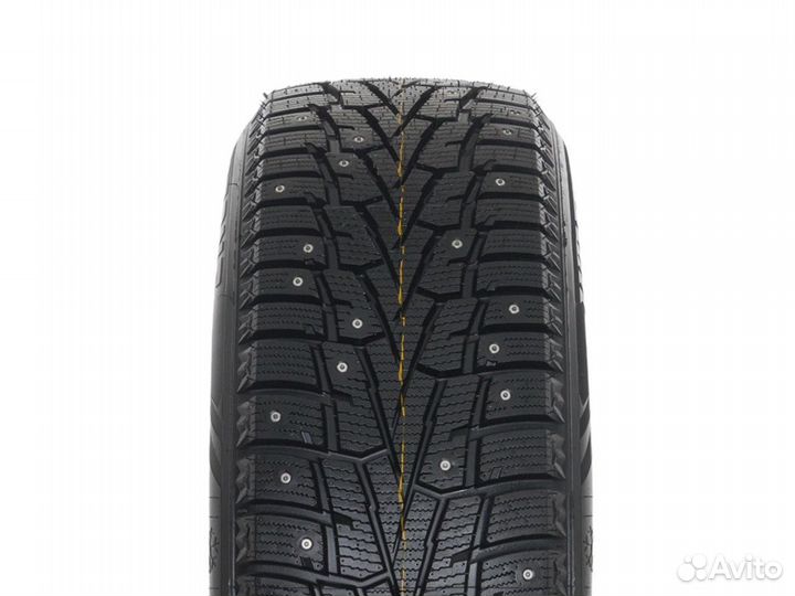 Roadstone Winguard WinSpike 215/50 R17 95T