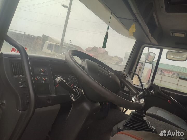 Volvo FL 6 с КМУ, 2006