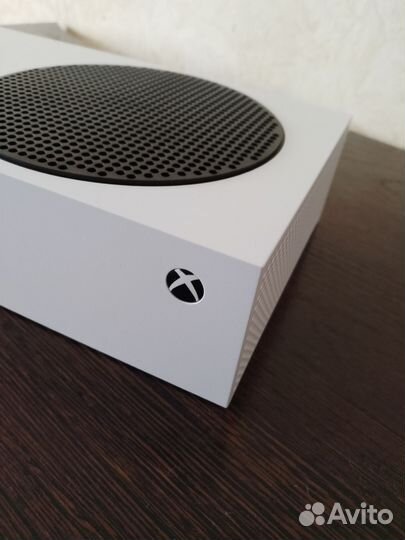 Игровая консоль Xbox Series S