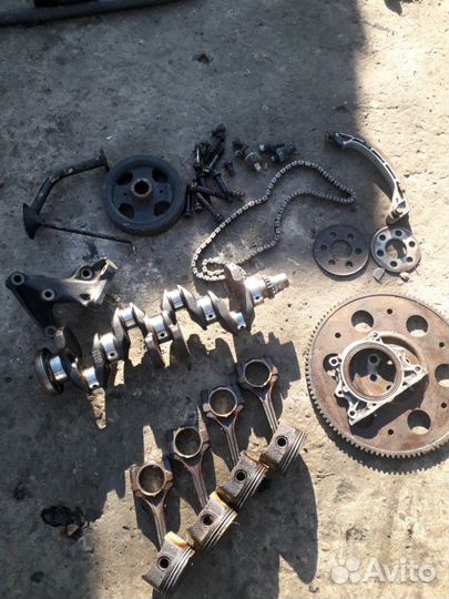 Двигатель в разборе 1SZ