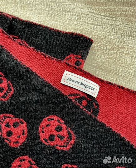 Alexander mcqueen шарф