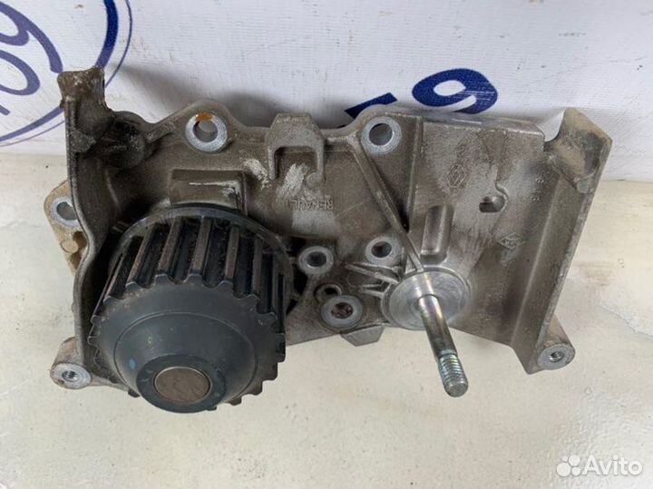 Помпа Nissan Almera G15 1.6 (K4M) 2014