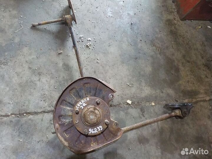 Кулак поворотный KIA cerato задний правый