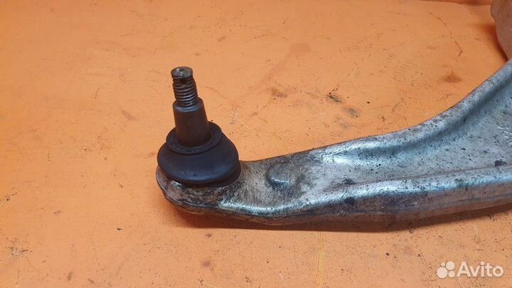 Рычаг подвески нижний передний правый Honda Pilot