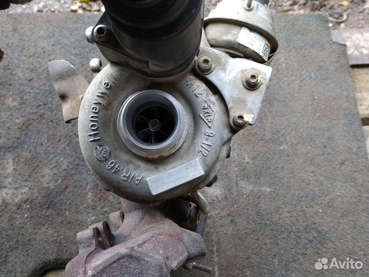 Турбина volkswagen Т5 2 л TDI