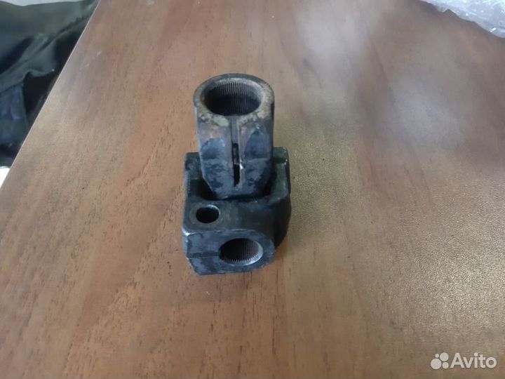 Крестовина рулевого вала нижняя Daf Lf45