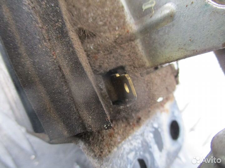 Замок двери багажника SsangYong Kyron