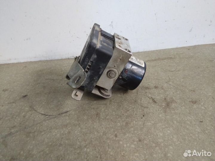 Блок ABS (насос) Mitsubishi Outlander XL (CW) 2006