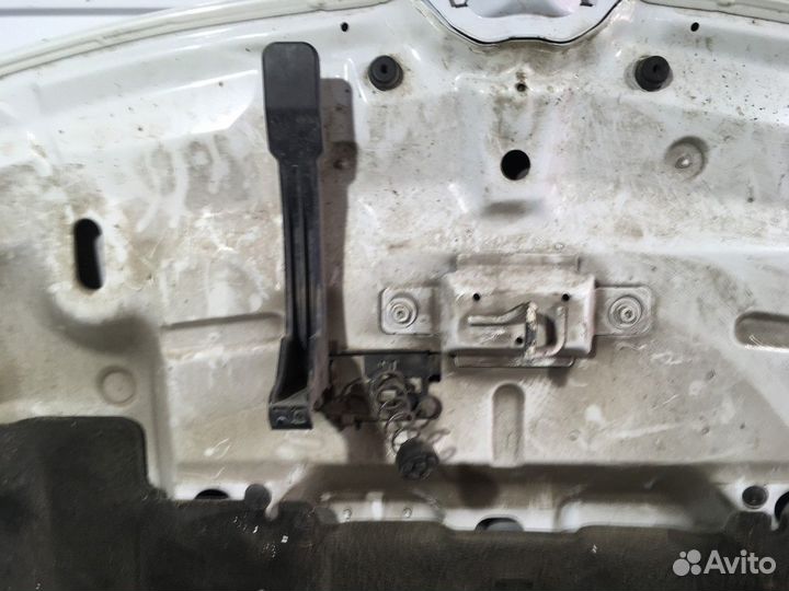 Капот (Renault Megane)