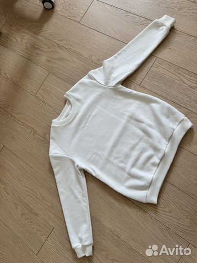 Толстовки (3 шт) плюс шорты