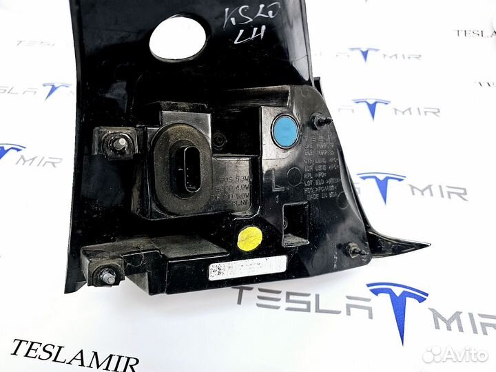 Фонарь задний левый Tesla Model 3 2021 1077397-00