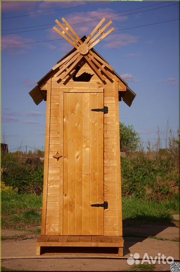 Уличный туалет деревянный SKU003