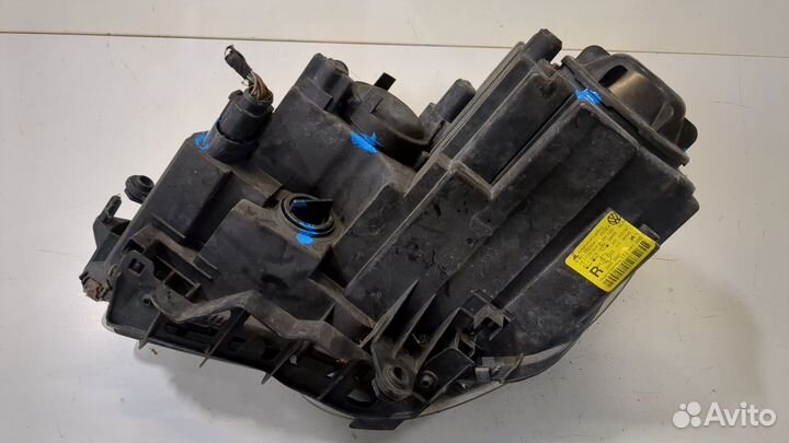 Кронштейн фары Volkswagen Touran, 2010