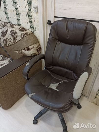 Компьютерное кресло