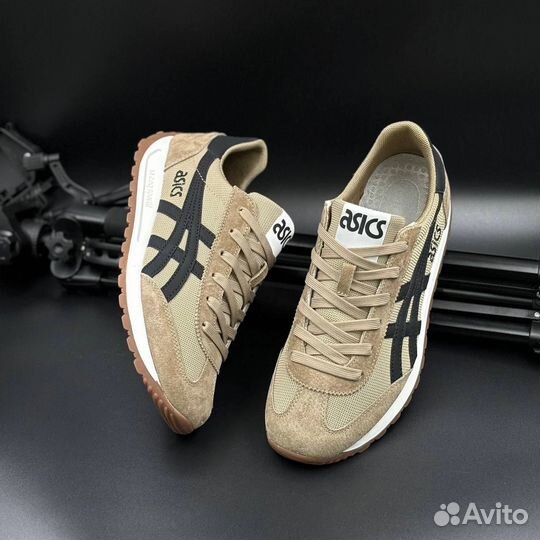 Кроссовки asics весна