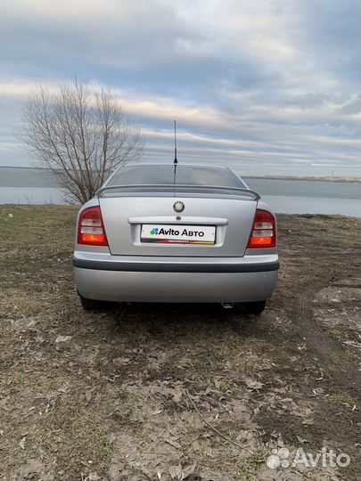 Skoda Octavia 1.6 МТ, 2008, 349 000 км