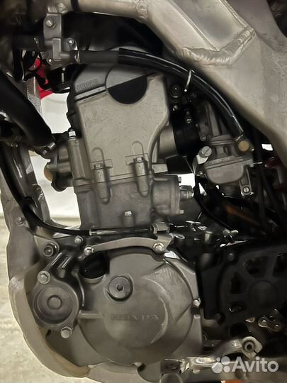 Кроссовый мотоликл Honda CRF 250R