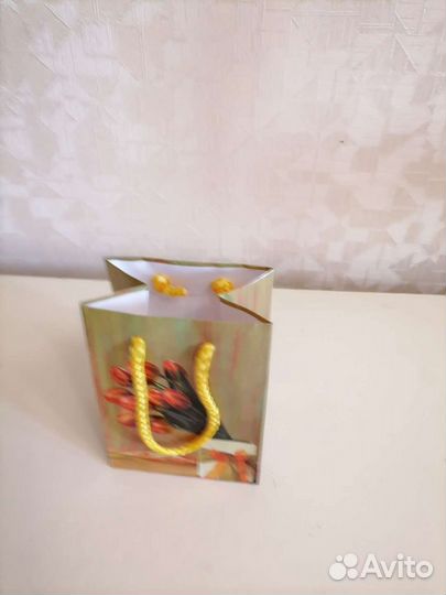 Подарочные пакеты