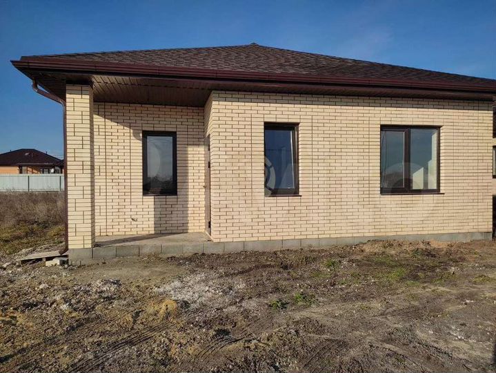 Коттедж 105 м² на участке 8 сот.