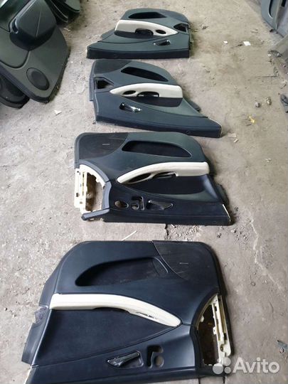 Обшивка двери Mercedes-Benz CLS 219