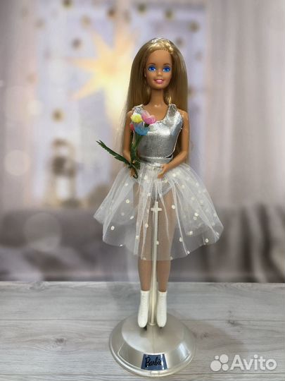 Skating Star Barbie 1987