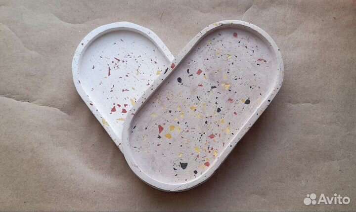 Изделия из гипса и свечи ручной работы