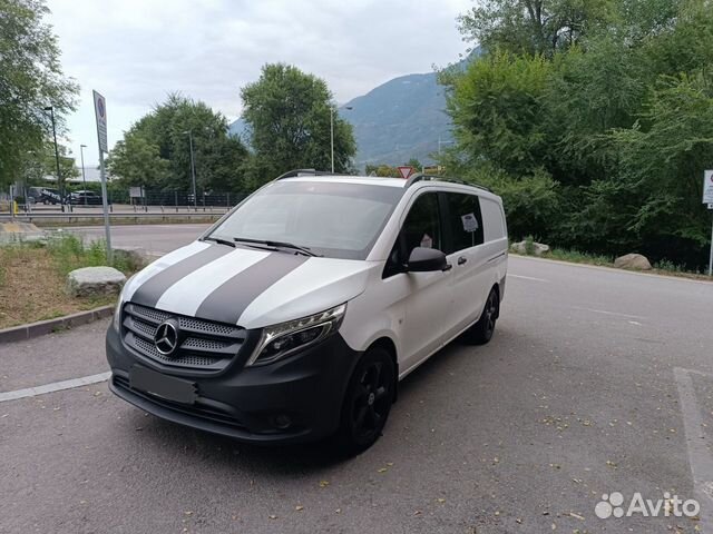 Mercedes-Benz Vito 2.1 AT, 2016, 300 000 км с пробегом, цена 3100000 руб.