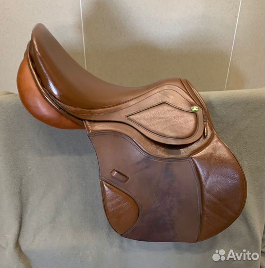 Конкурное седло