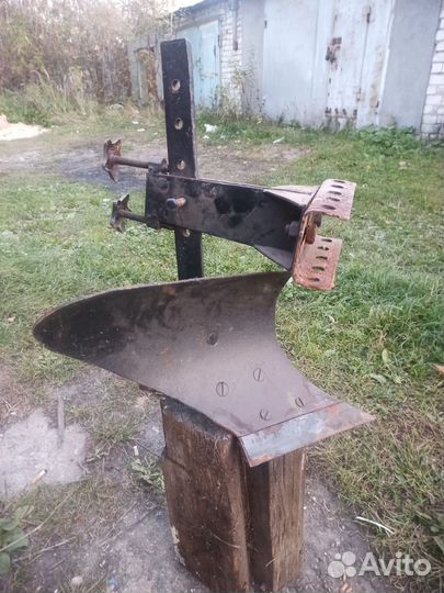 Плуг для мотоблока