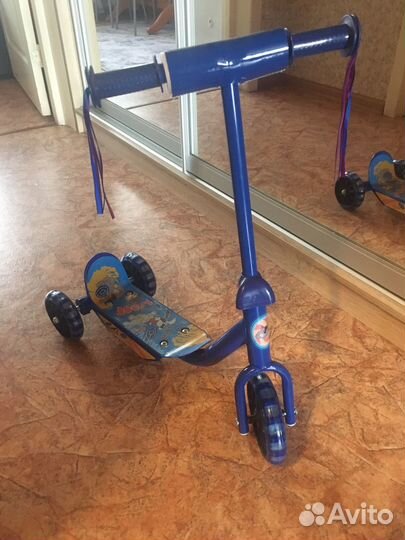 Самокат детский трехколесный новый