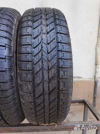 Michelin 4x4 Synchrone 215/65 R16 102H