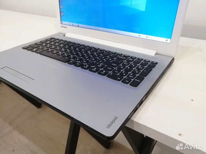 Игровой ноутбук Lenovo Full HD/i3-gen6/GT920MX 2GB