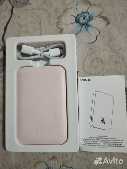 Беспроводная зарядка baseus