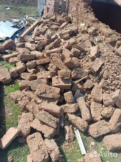 Саманный кирпич