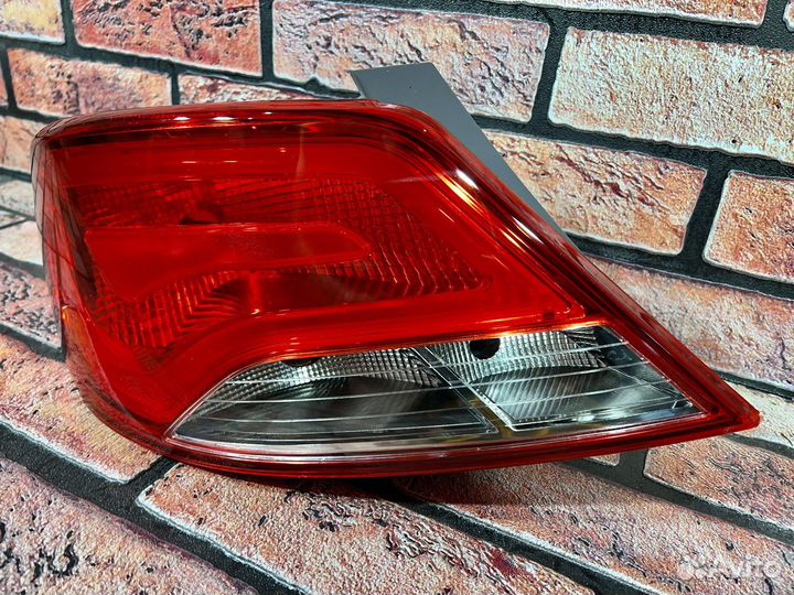 Фара задняя левая в крыло Hyndai Solaris 1 2014-17