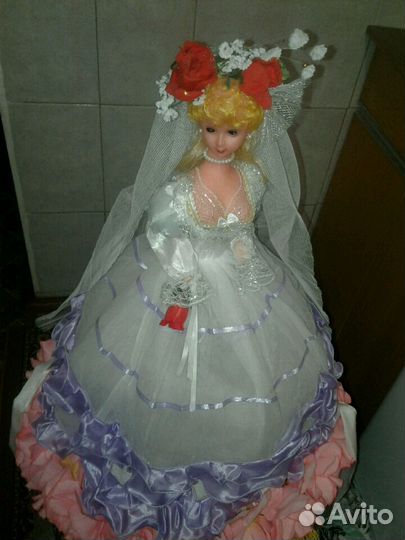 Кукла свадебная на машину