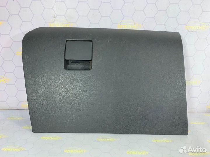 Крышка бардачка Opel Astra H