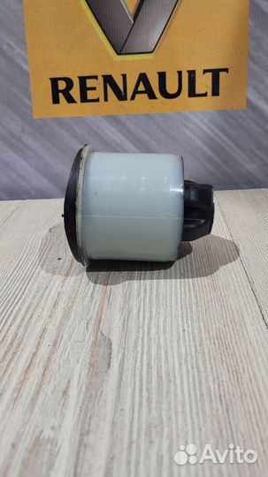 Сайлентблок балки Renault megane 3
