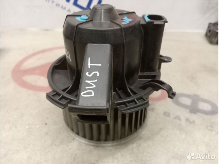 Моторчик печки dacia duster